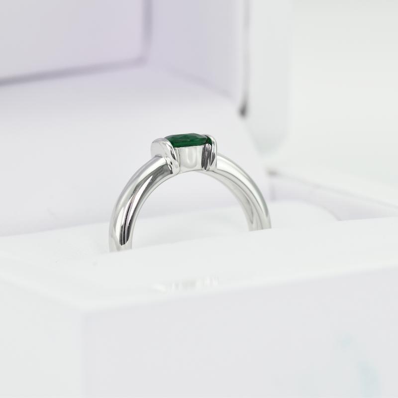 Zásnubný prsteň so smaragdom 13334