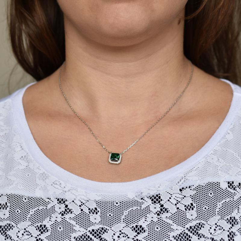Smaragdový náhrdelník 18854