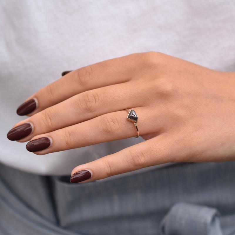 Zásnubný prsteň s diamantom 34964