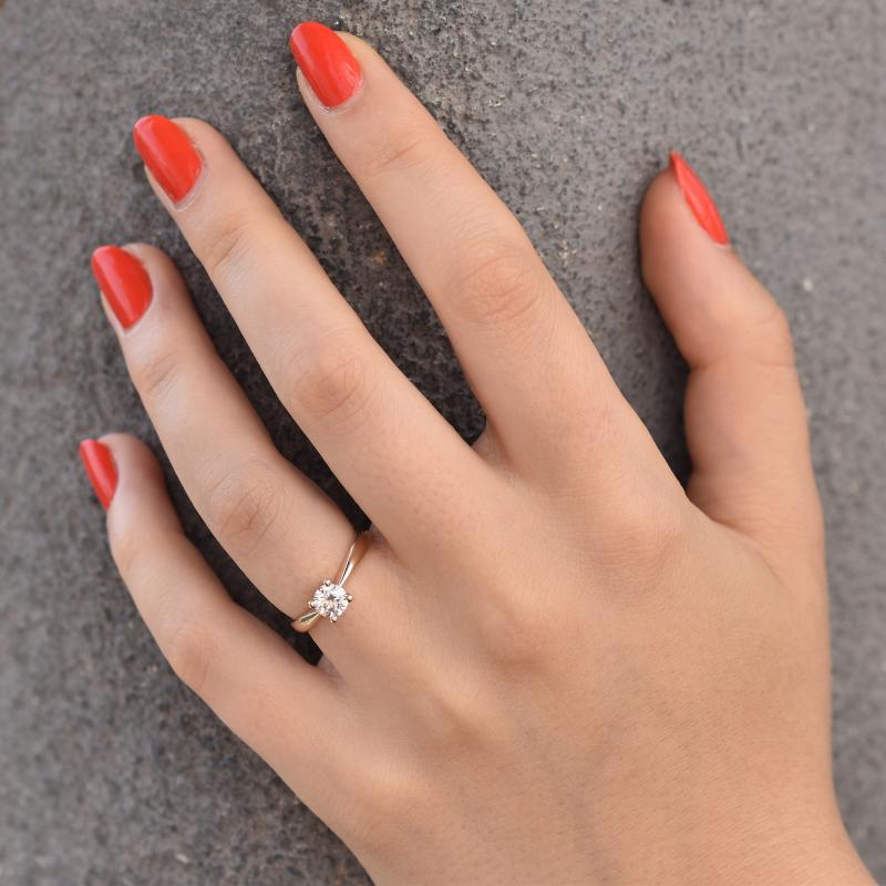 Zásnubný prsteň s diamantom 44534