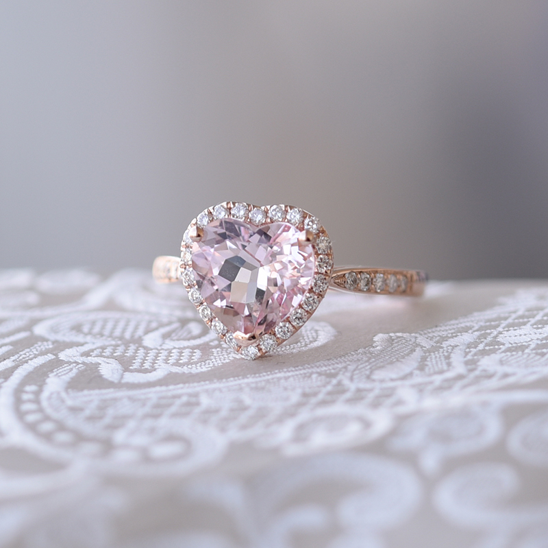 Morganitový prsteň v tvare srdca s diamantmi 60964