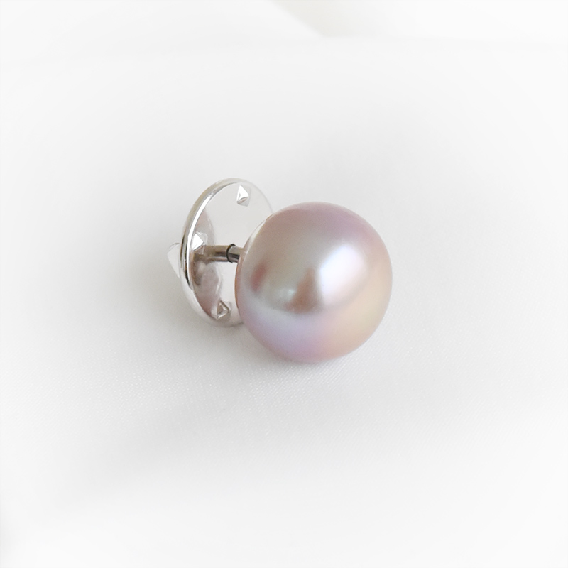 Minimalistická brošňa s ružovou perlou 91404