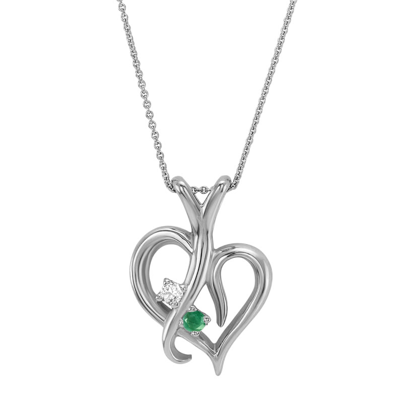 Strieborný prívesok v tvare srdca so smaragdom a diamantom Elyzza 103345