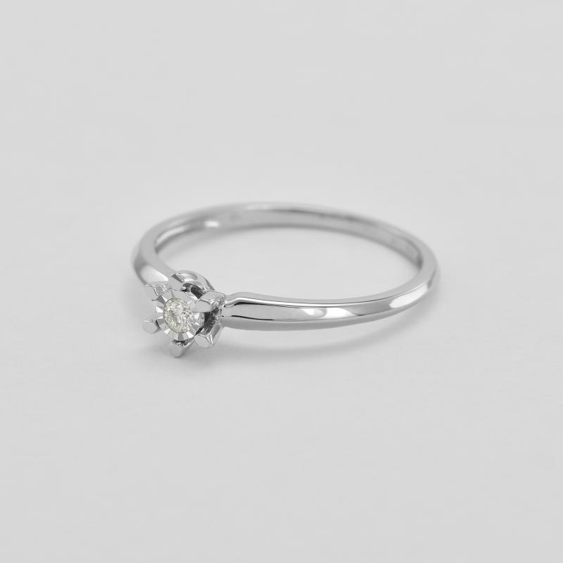 Zásnubný prsteň v štýle solitér s moissanitom Noble 105215