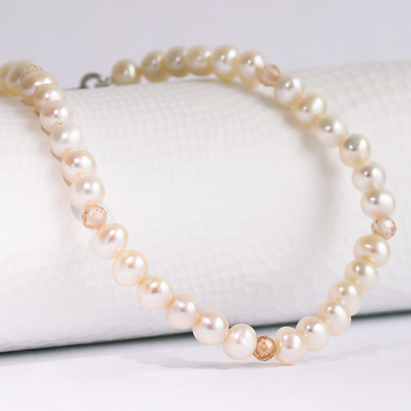 Strieborný perlový náramok so zirkónmi Sissy 115975