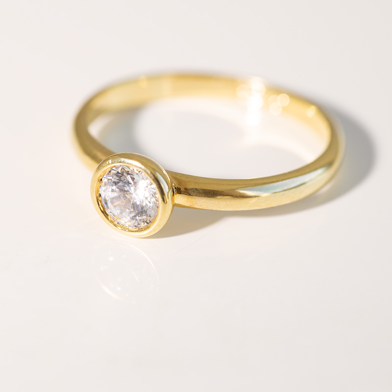 Zásnubný prsteň s diamantom Gera 122835