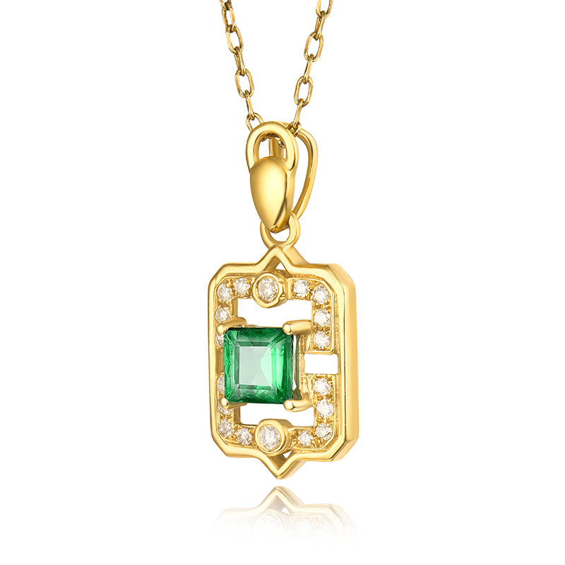 Zlatý náhrdelník s princess smaragdom 18485