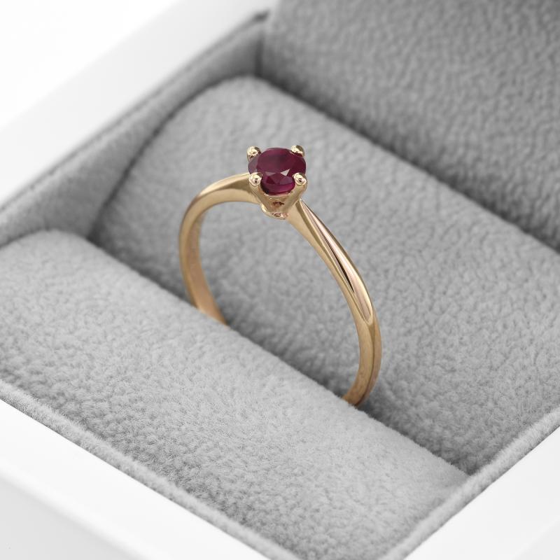 Zásnubný prsteň s rubínom zo zlata 47055