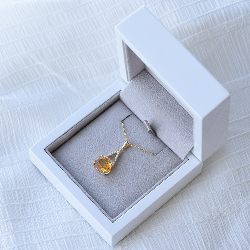 Zlatý náhrdelník s citrínom a diamantmi 70895