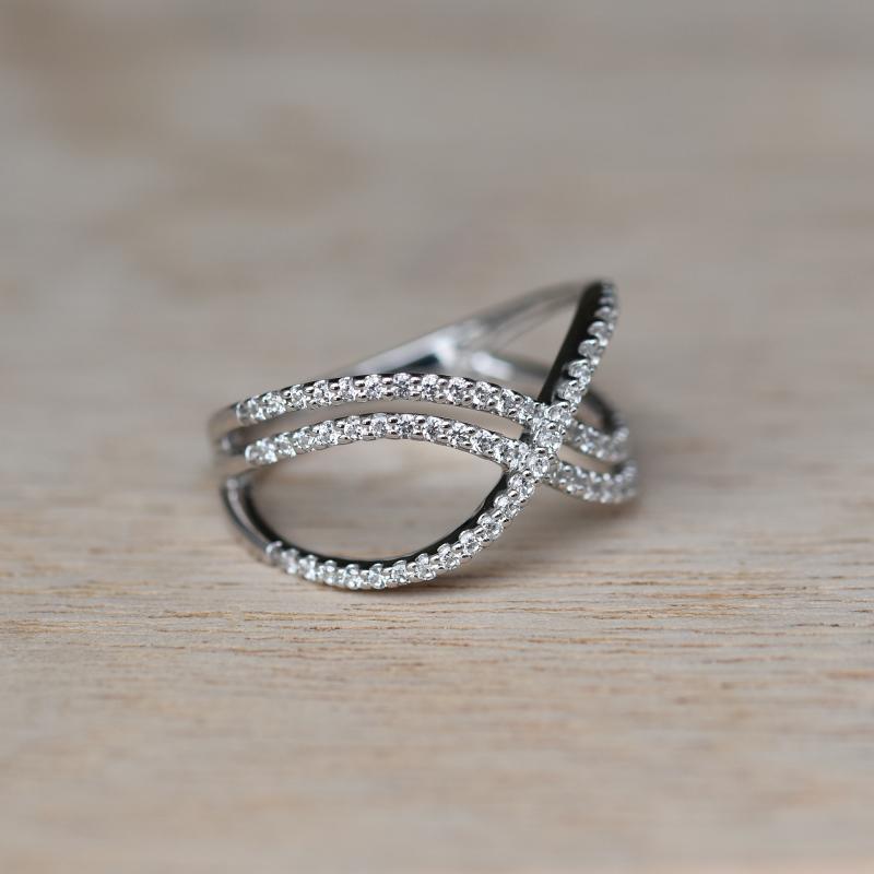 Eternity prsteň s diamantmi z bieleho zlata 79315