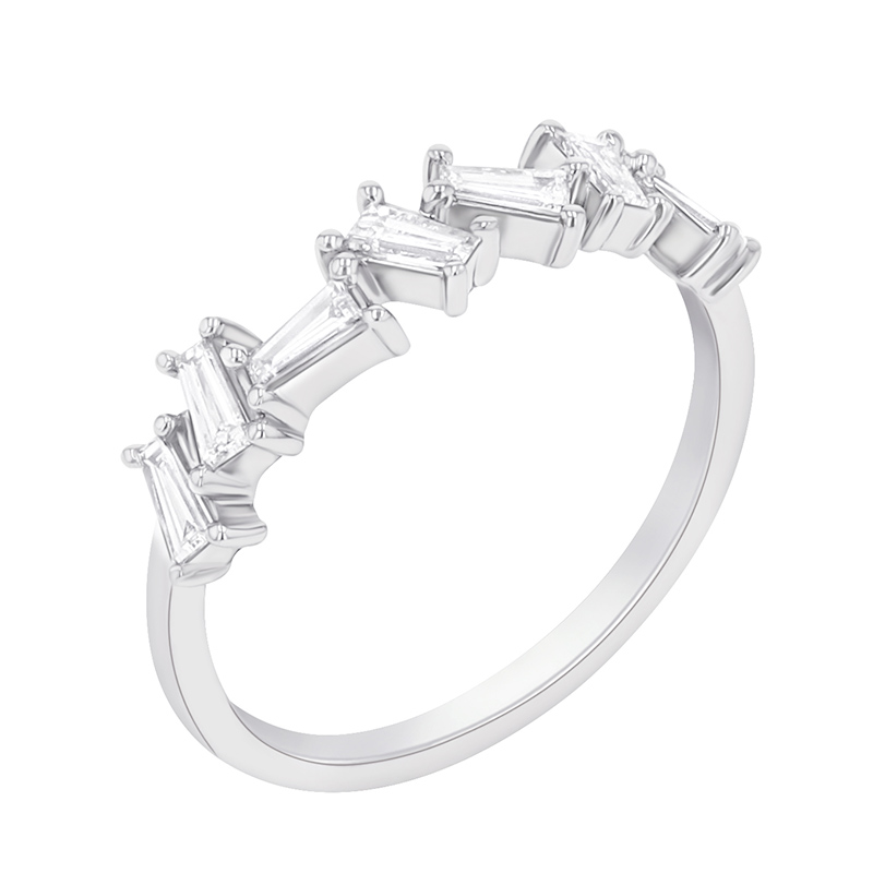 Minimalistický prsteň so syntetickými diamantmi