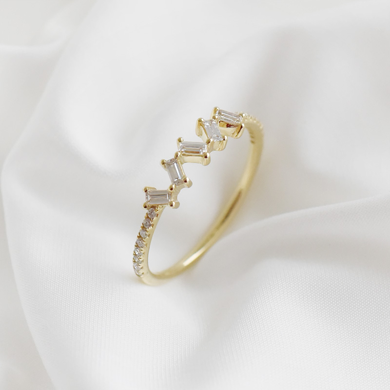 Zlatý diamantový prsteň 91055