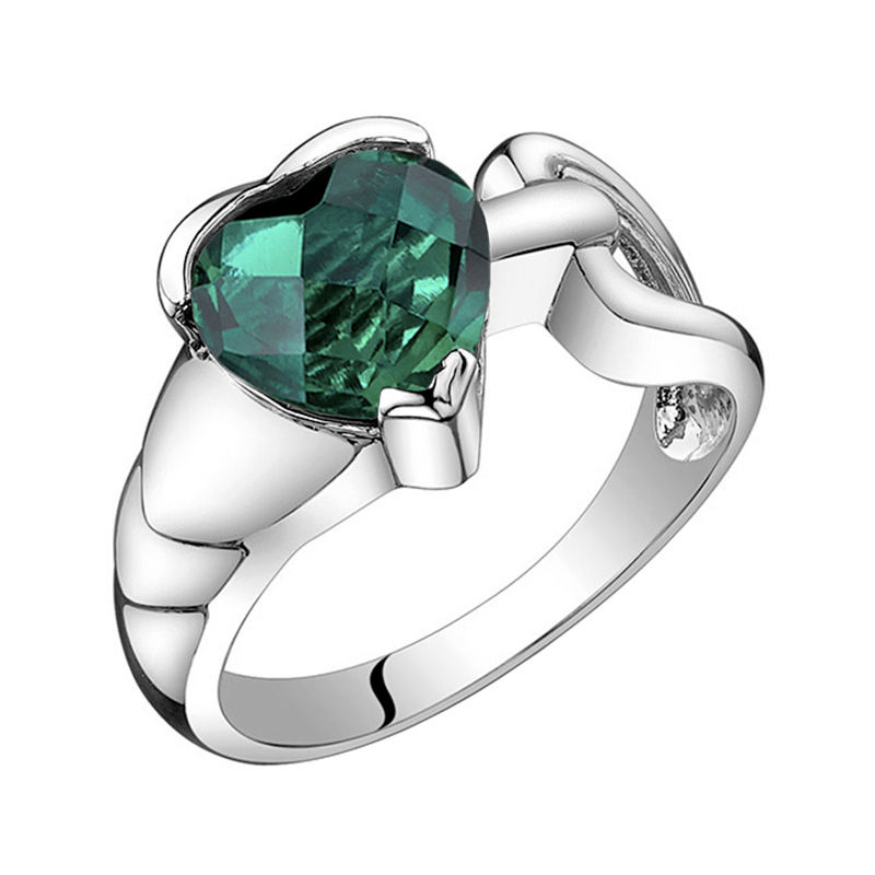 Strieborný smaragdový prsteň