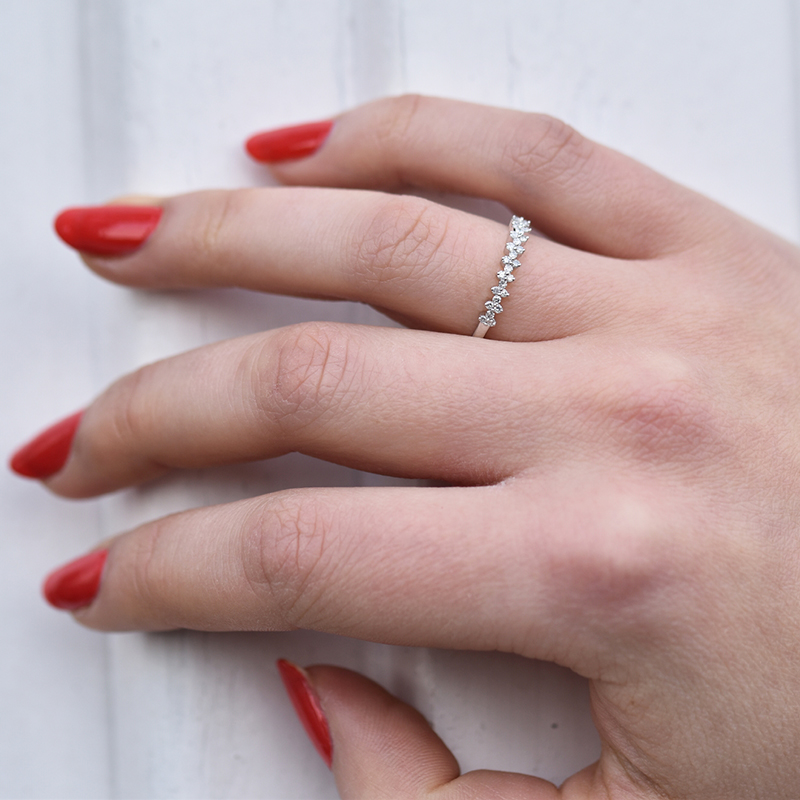 Romantický eternity prsteň s lab-grown diamantmi Prisha 101426