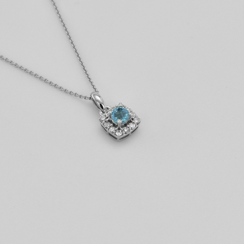Strieborný akvamarínový halo náhrdelník s lab-grown diamantmi Willie 104266