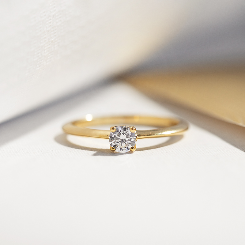 Zásnubný prsteň s lab-grown diamantmi Burnett 111456