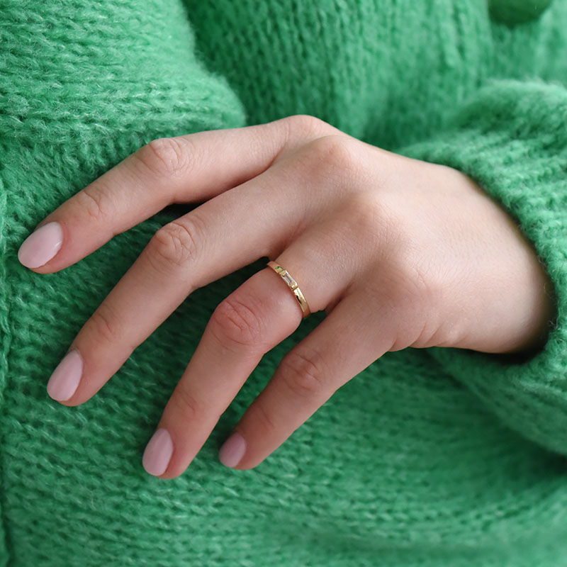 Jemný prsteň s moissanitom Zindy 112016