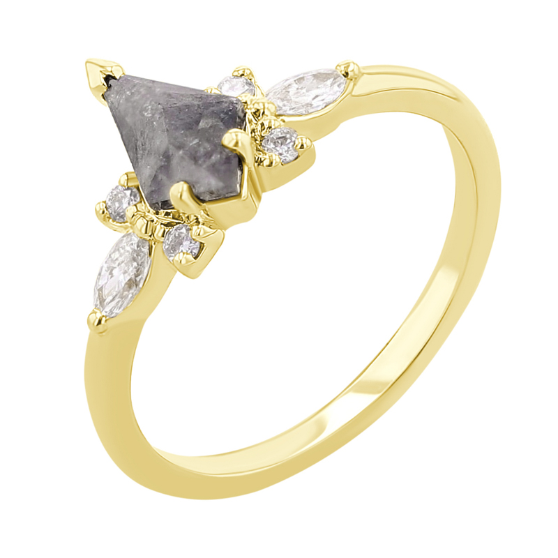 Neobyčajný prsteň so salt and pepper diamantom Murali 116756