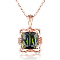 Zelený turmalín v zlatom náhrdelníku s diamantmi Cole