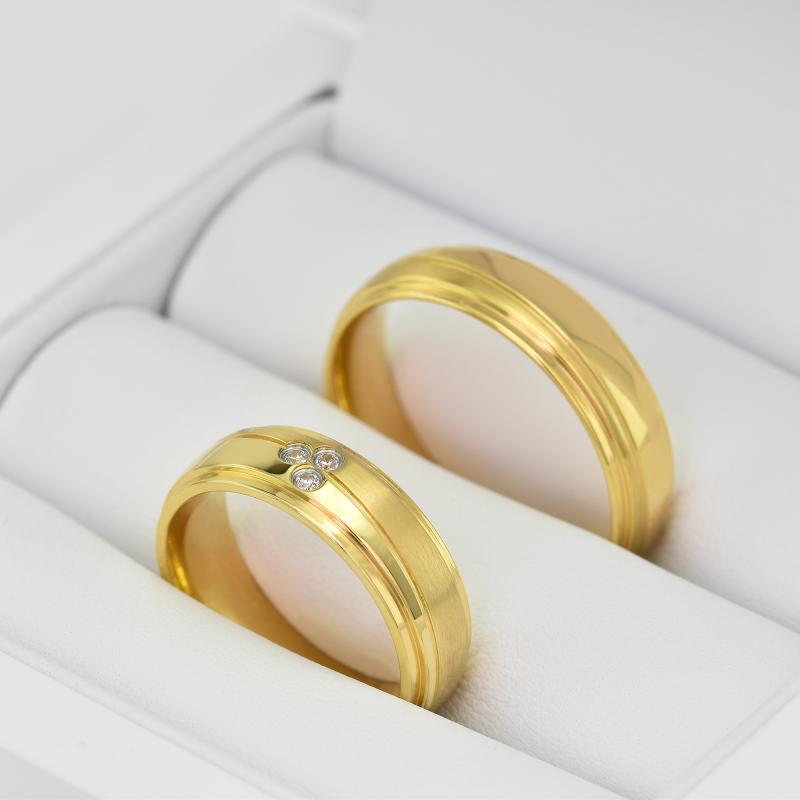 Zlaté prstene s diamantmi 21906