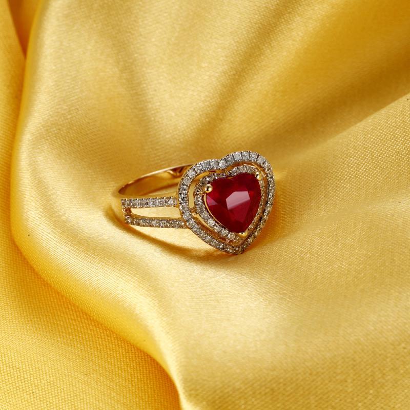 Zásnubný prsteň so srdcom 3696