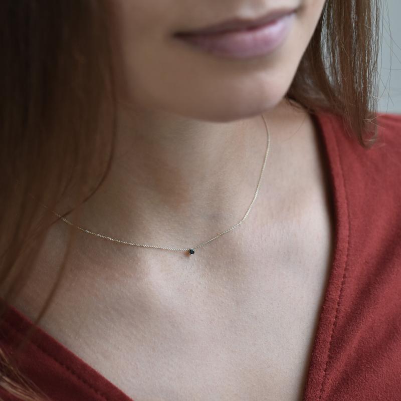 Strieborný minimalistický náhrdelník s čiernym diamantom Vieny 103647