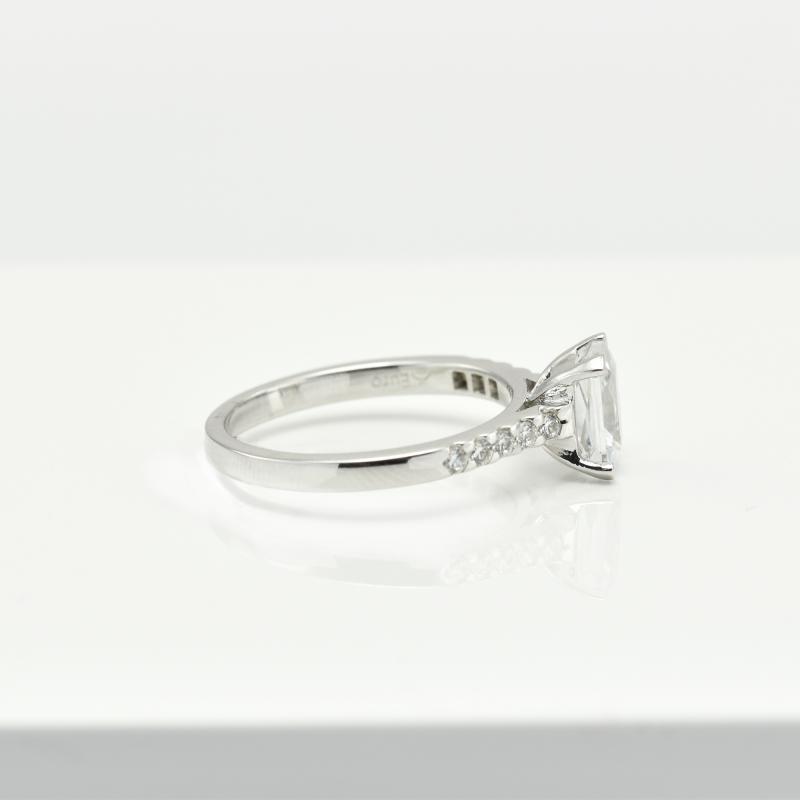 Diamantový prsteň 10887