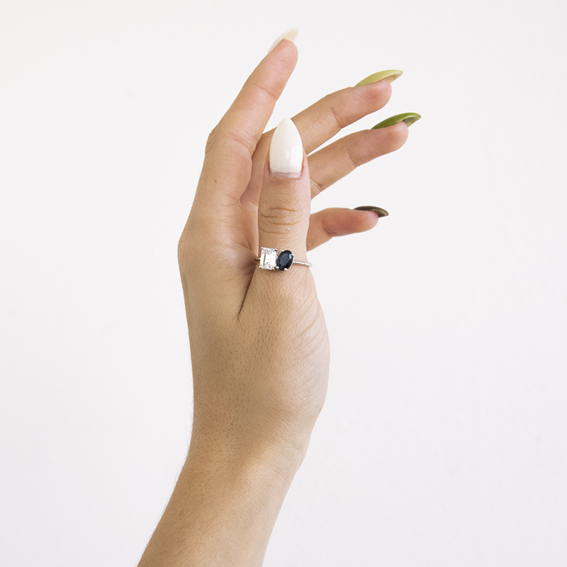 Zásnubný prsteň Toi et Moi so zafírom a moissanitom Taylor 110247