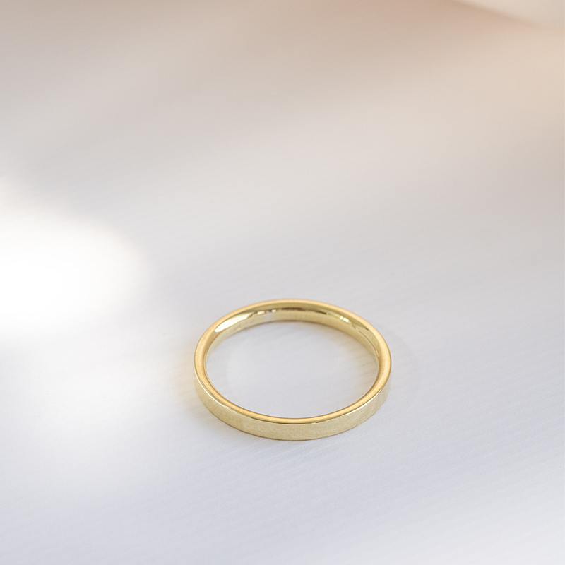 Ploché svadobné prstene zo zlata Azra 120947