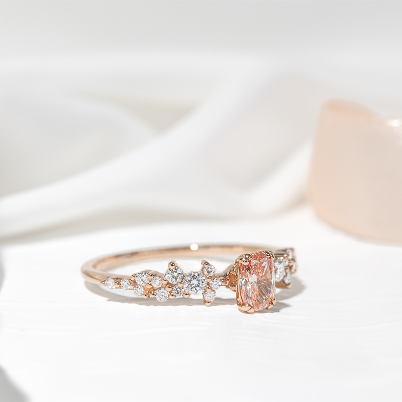 Zásnubný prsteň s 0.30ct IGI certifikovaným broskyňovým lab-grown diamantom Lane 125677
