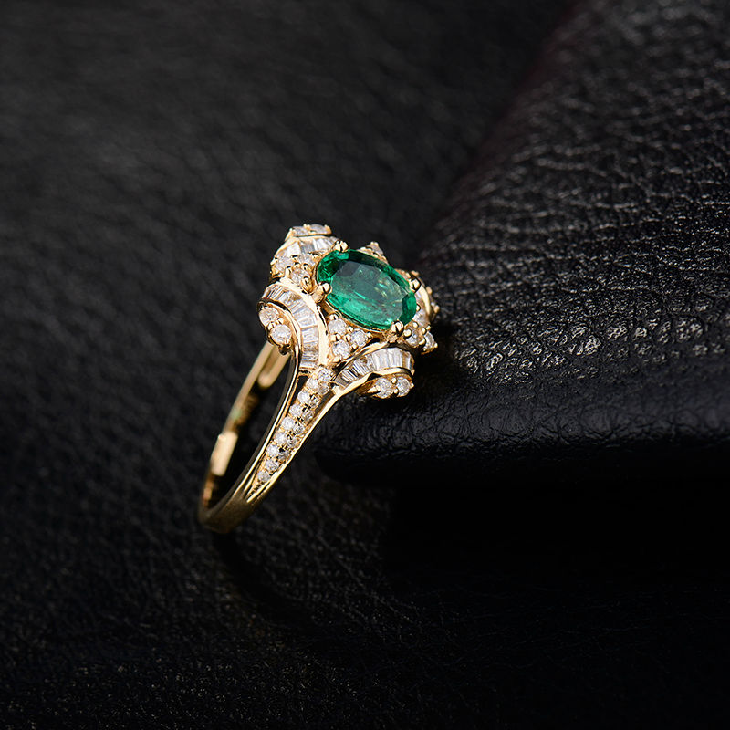 Luxusný zásnubný prsteň 18657