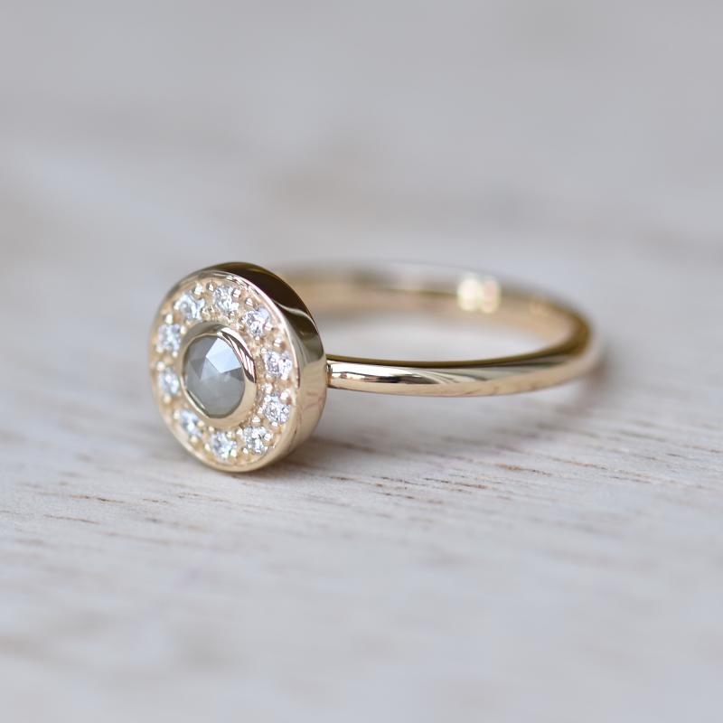 Zásnubný prsteň s diamantom 44207