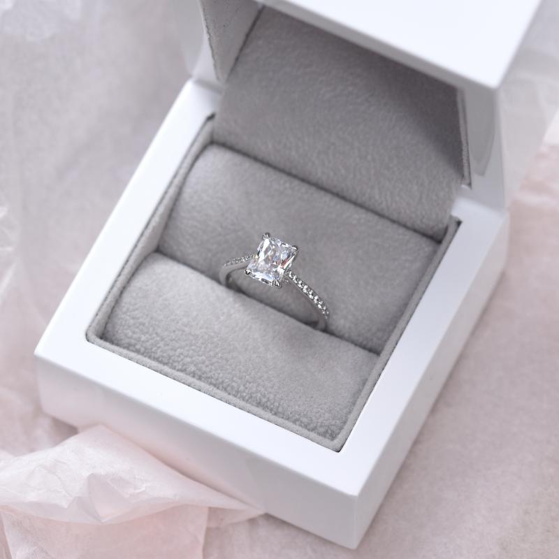 Zlatý prsteň s emerald diamantom 49647