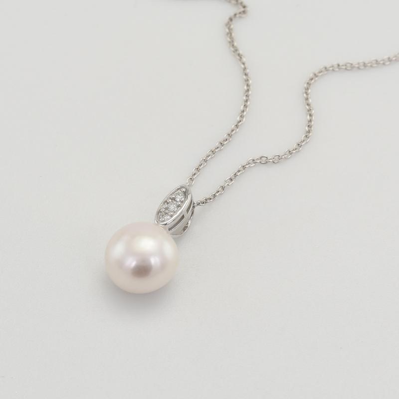 Strieborný náhrdelník s diamantmi 70117