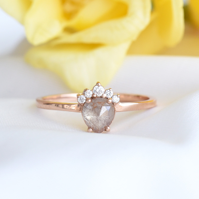 Dokonalý zásnubný prsteň s ružovým diamantom 82537