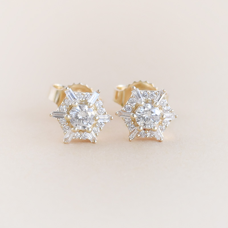 Zlaté náušnice s diamantmi v tvare hexagon 95967