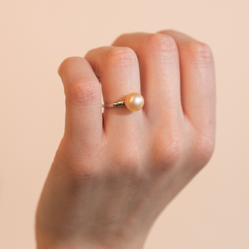 Strieborný prsteň s broskvovou perlou Kelan 104668