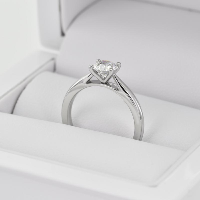 Platinový zásnubný prsteň s 0.30 GIA certifikovaným diamantom Jazmina 125408