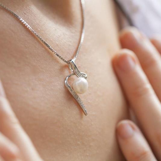  Jemný perlový náhrdelník 14608