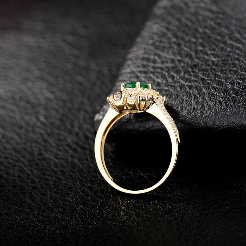 Luxusný prsteň so smaragdom 18658