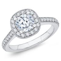 Zásnubný prsteň v halo štýle s cushion diamantom Kalua