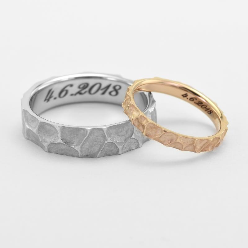 Snubné prsteny s reliéfom 52618