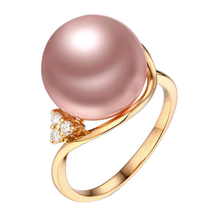 Zlatý prsteň s ružovou perlou a tromi diamantmi Margit