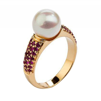 Zlatý prsteň s perlou a rubínmi Dyva