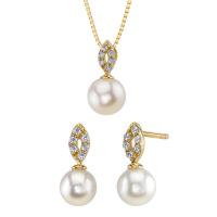 Kolekcia zlatých šperkov s bielymi perlami a zirkónmi Brentley