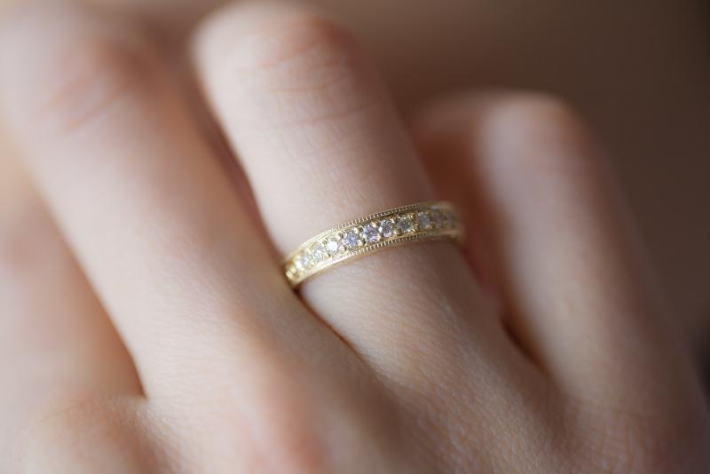 Zlatý diamantový prsten 7188