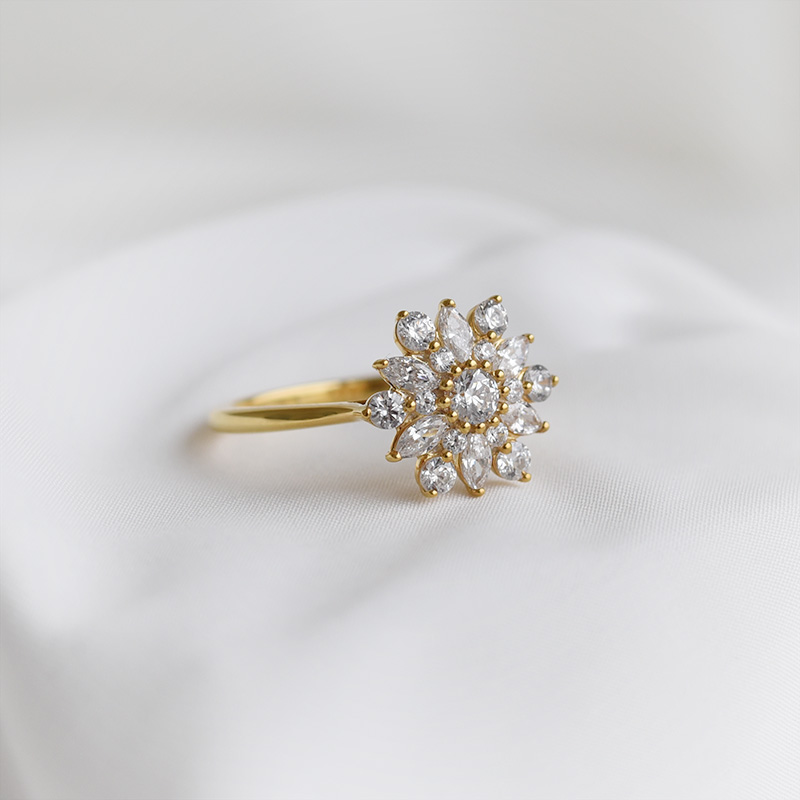 Zlatý prsteň s diamantmi 89978