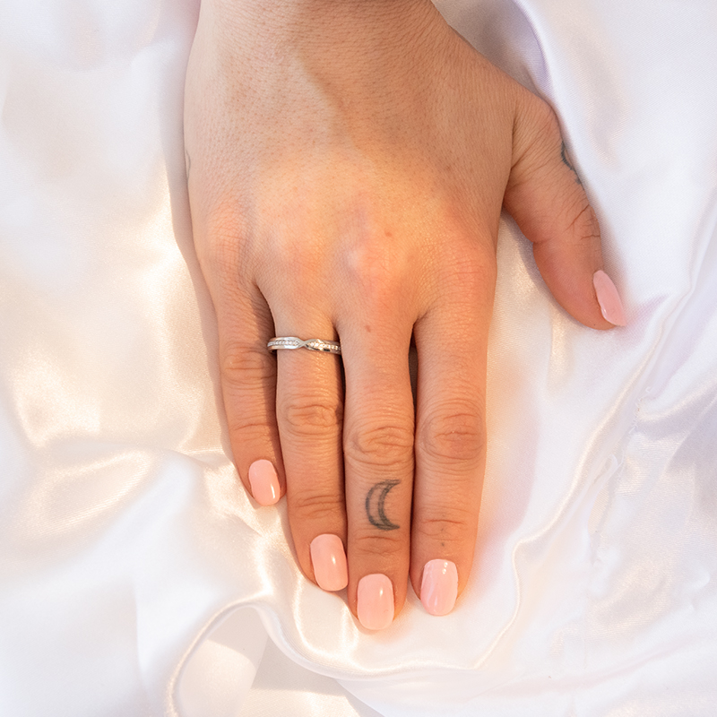 Zlaté svadobné obrúčky s eternity prsteňom a komfortným prsteňom Asne 97798