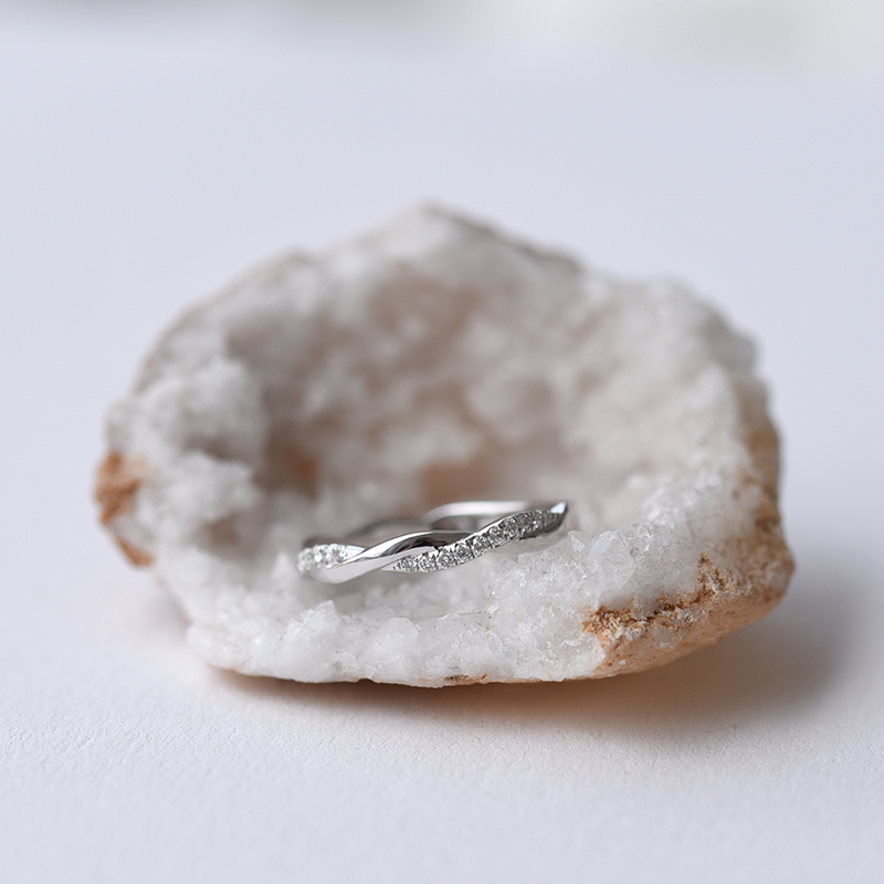 Prepletaný prsteň s lab-grown diamantmi Houston 101309
