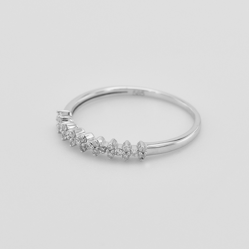 Romantický eternity prsteň s lab-grown diamantmi Prisha 101429